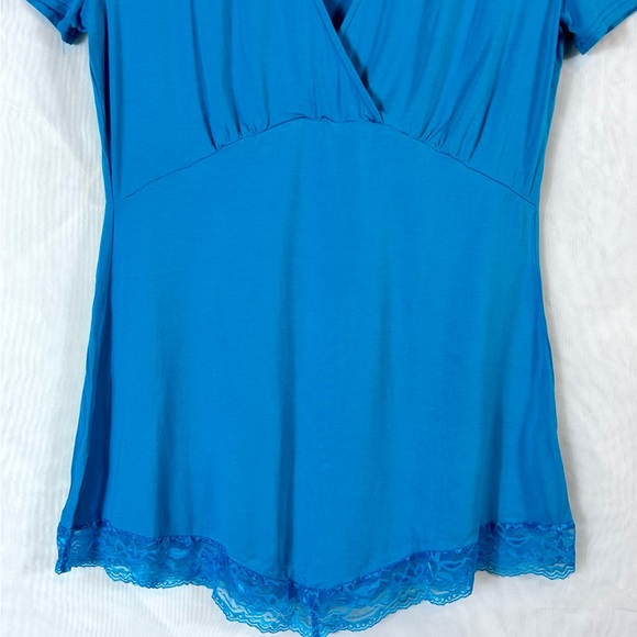 NWT Womens Lightweight V Neck Lace Trimmed Summer Top / Sz large - Picture 3 of 8